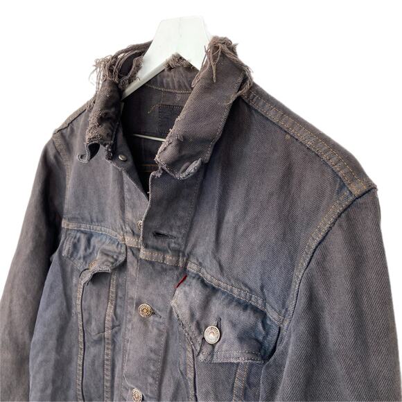 Levi's Distressed Dark Denim Pretenders Patch Jean Jacket - Women's Size Large - Picture 3 of 8